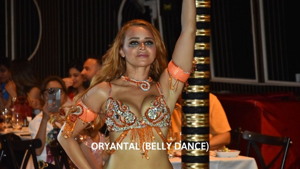 CRAZY SALE 2025 : PRIVATE VIP FRONT OF SHOW TABLE ( WITH ALCOHOL) - Hotel Pick Up and Drop off Included