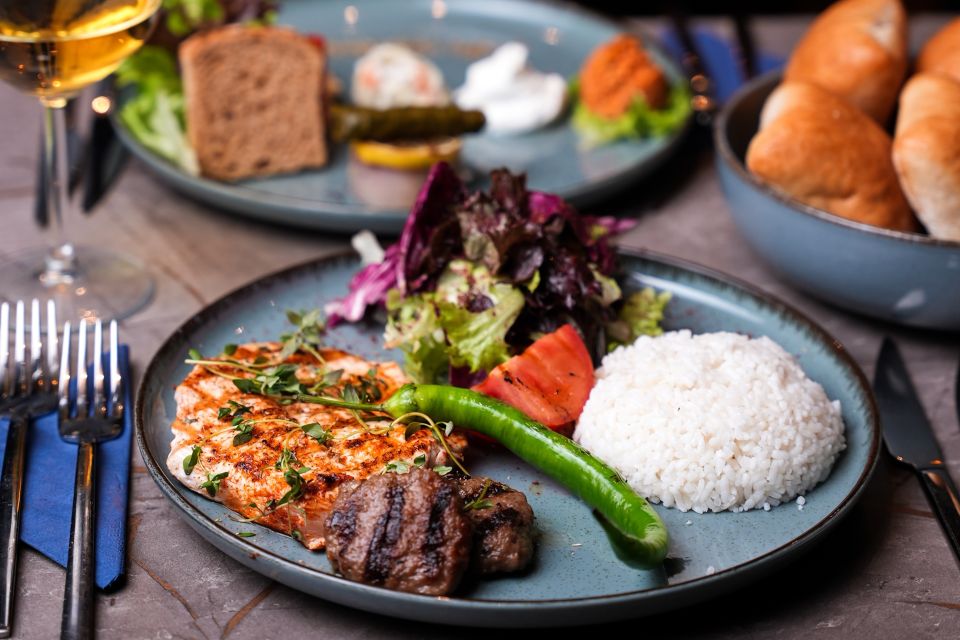 CRAZY SALE 2025 : PRIVATE STANDART REGULAR TABLE (WITH ALCOHOL) - Meeting Point